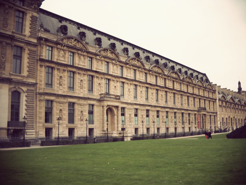 Promenade autour du Louvre