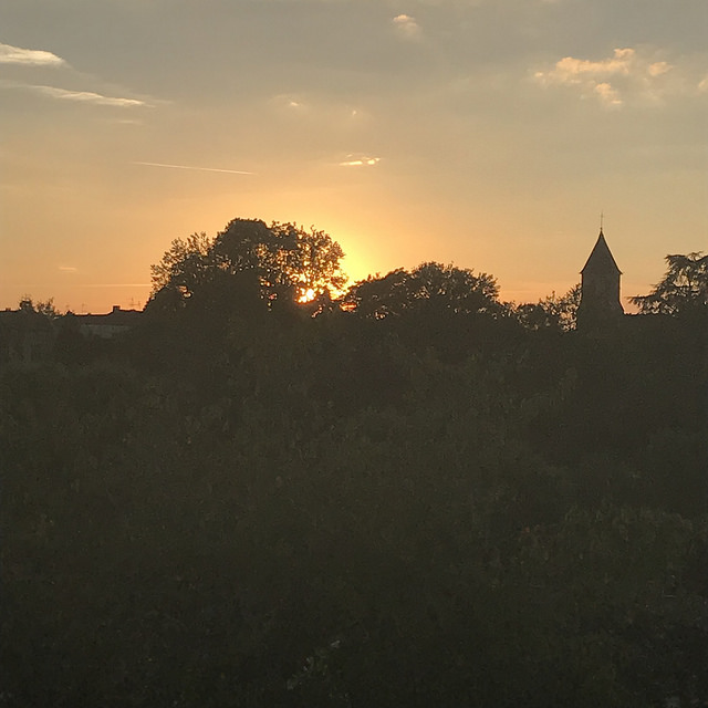 Changement de couleurs du soir : la campagne