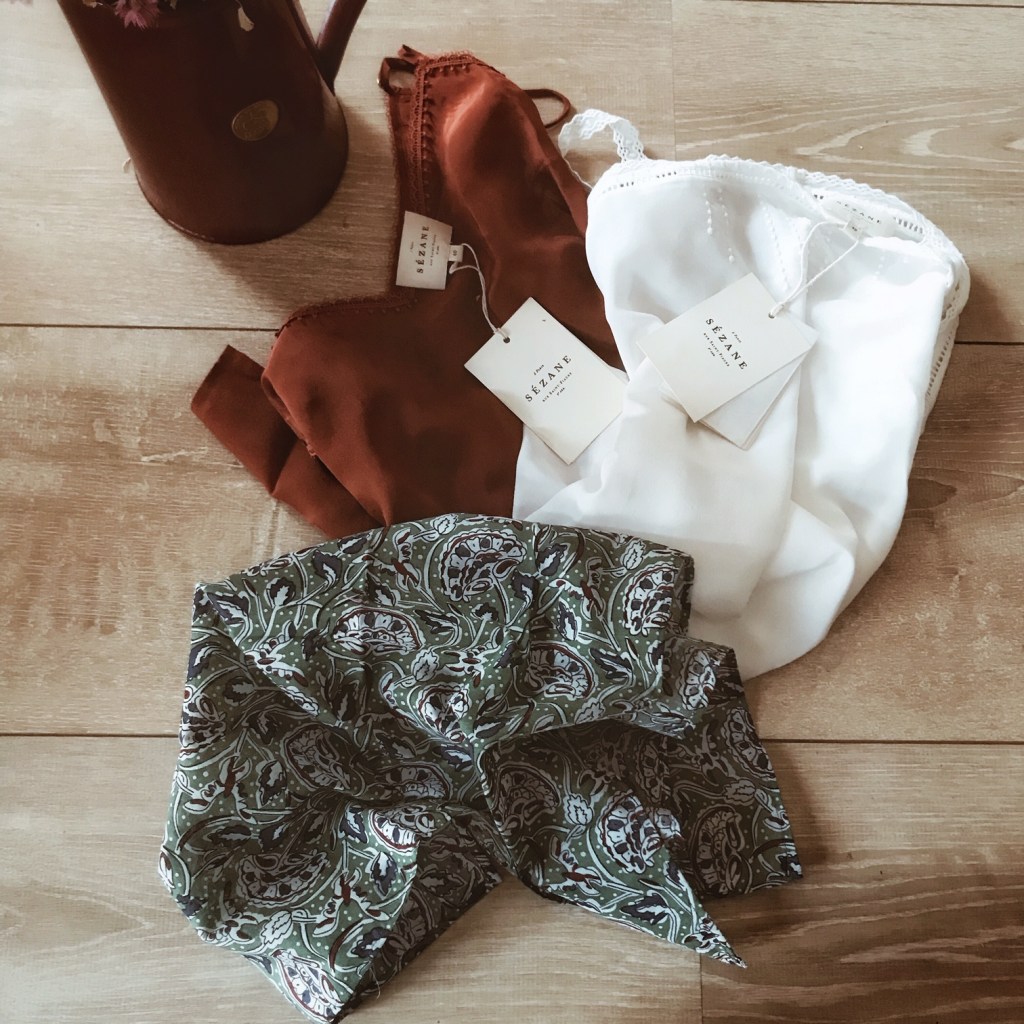 Petits hauts en soie