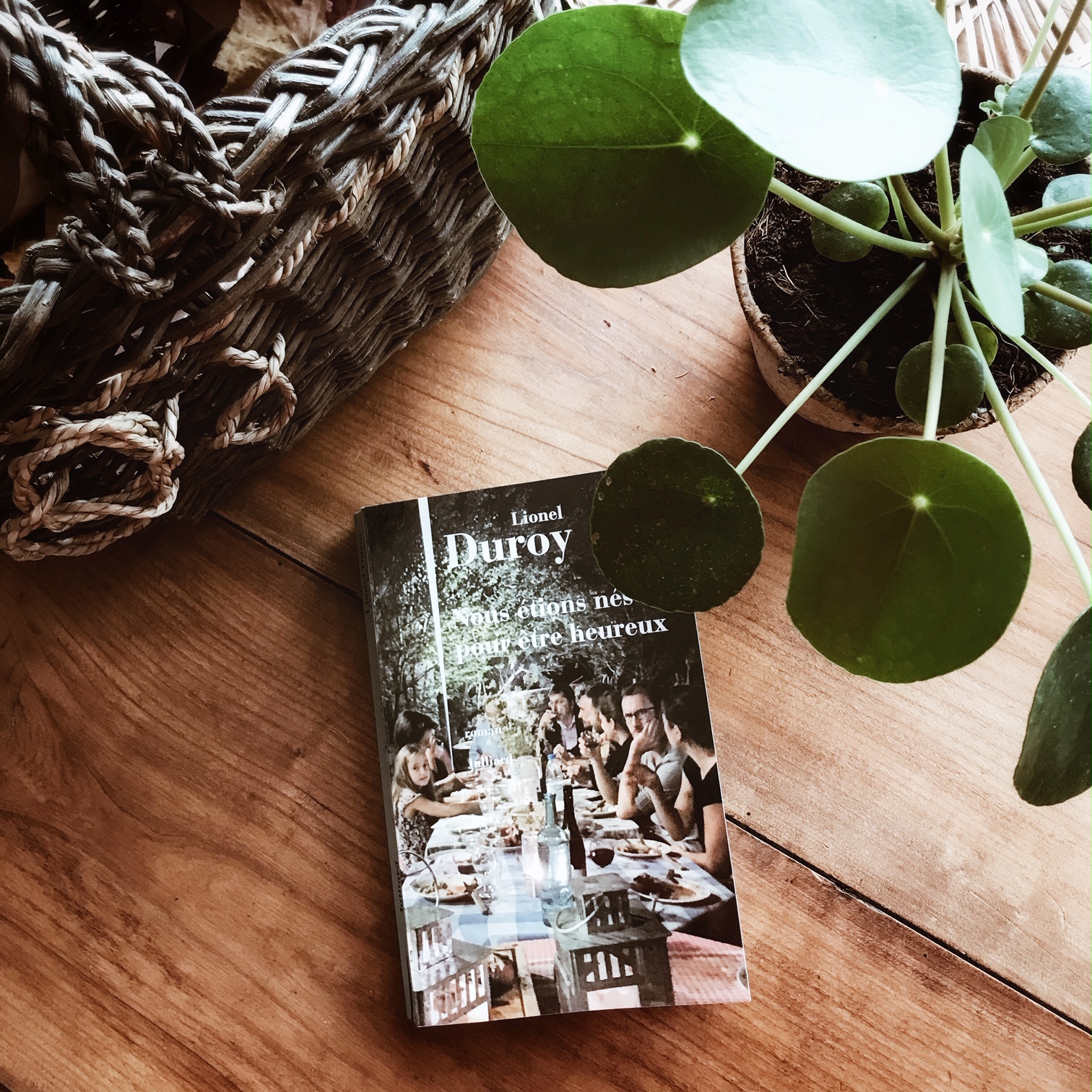 Nous étions nés pour être heureux, de Lionel Duroy : réparer les liens