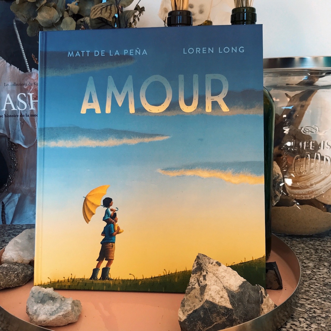 Amour, de Matt de la Peña et Loren Long : tout conjugue le verbe aimer
