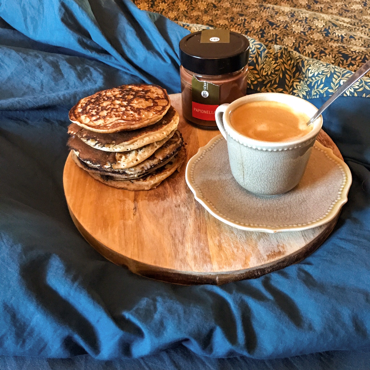 Pancakes à la ricotta et aux noix