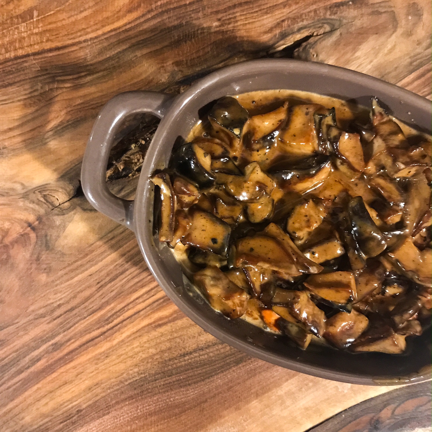 Saint-Jacques aux champignons et à la crème