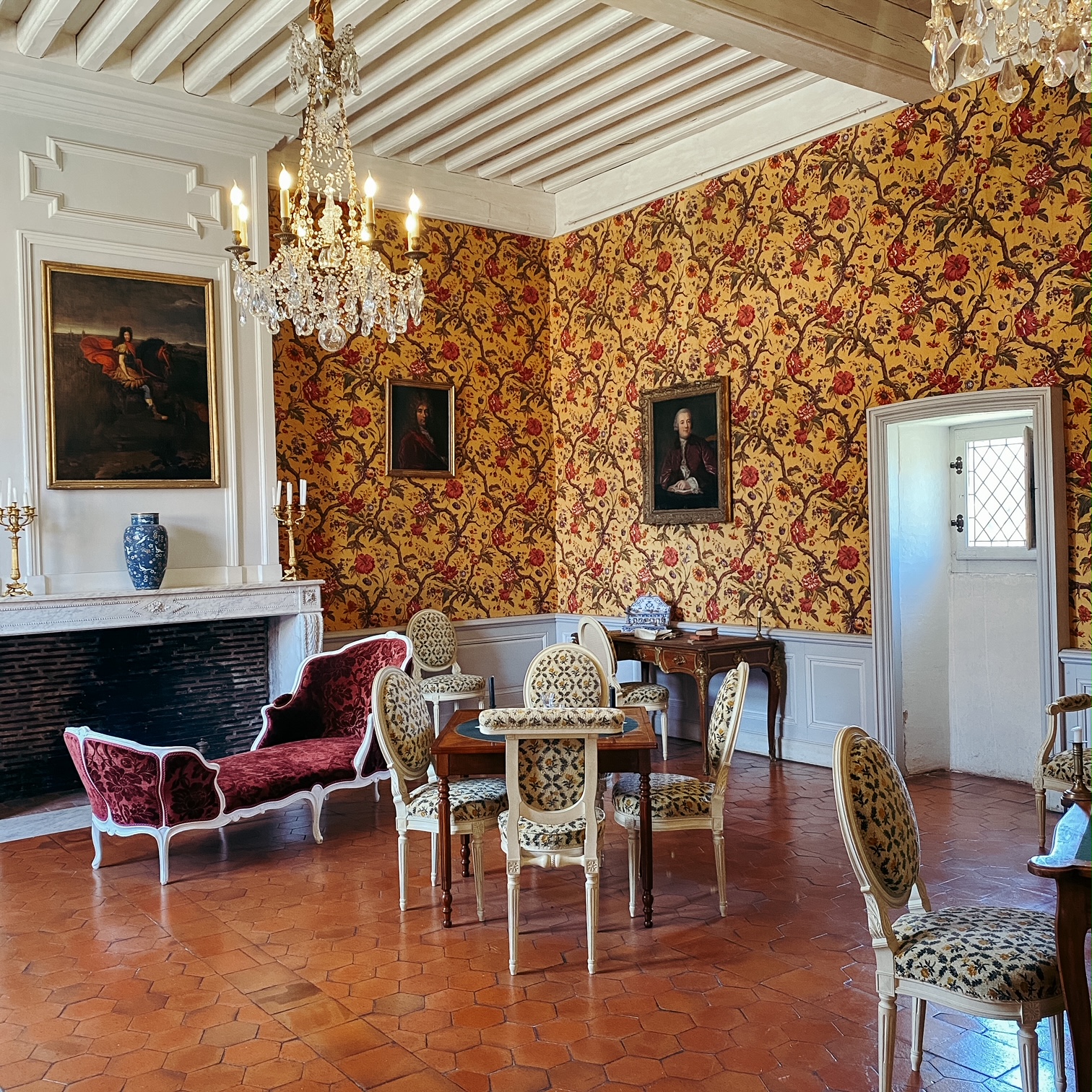 Le château de Chamerolles et son musée du parfum