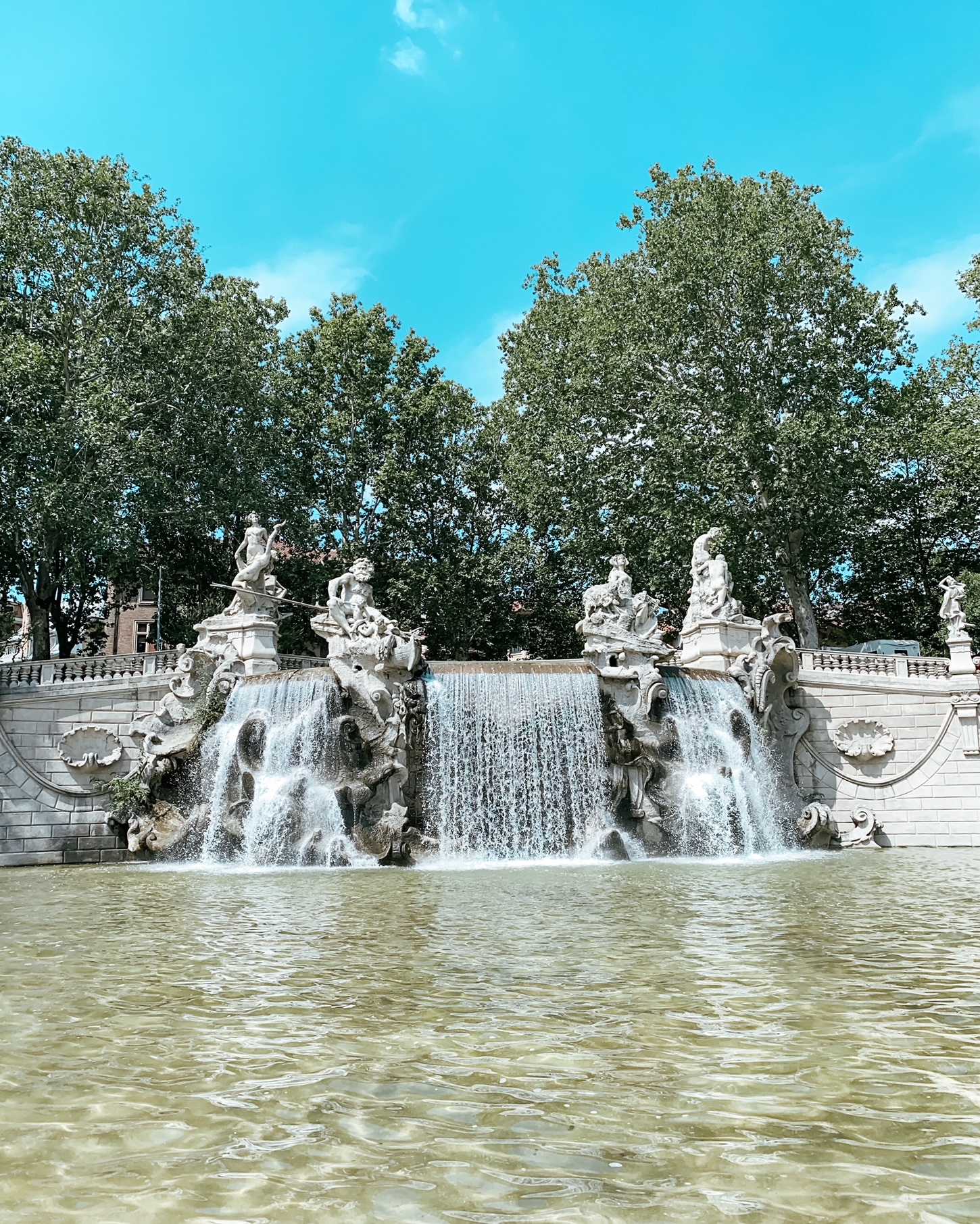 Fontaine des 12 mois
