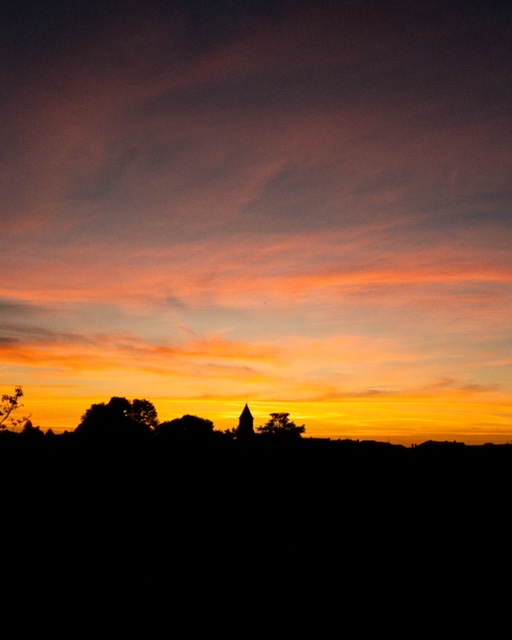 Soleil couchant à la campagne