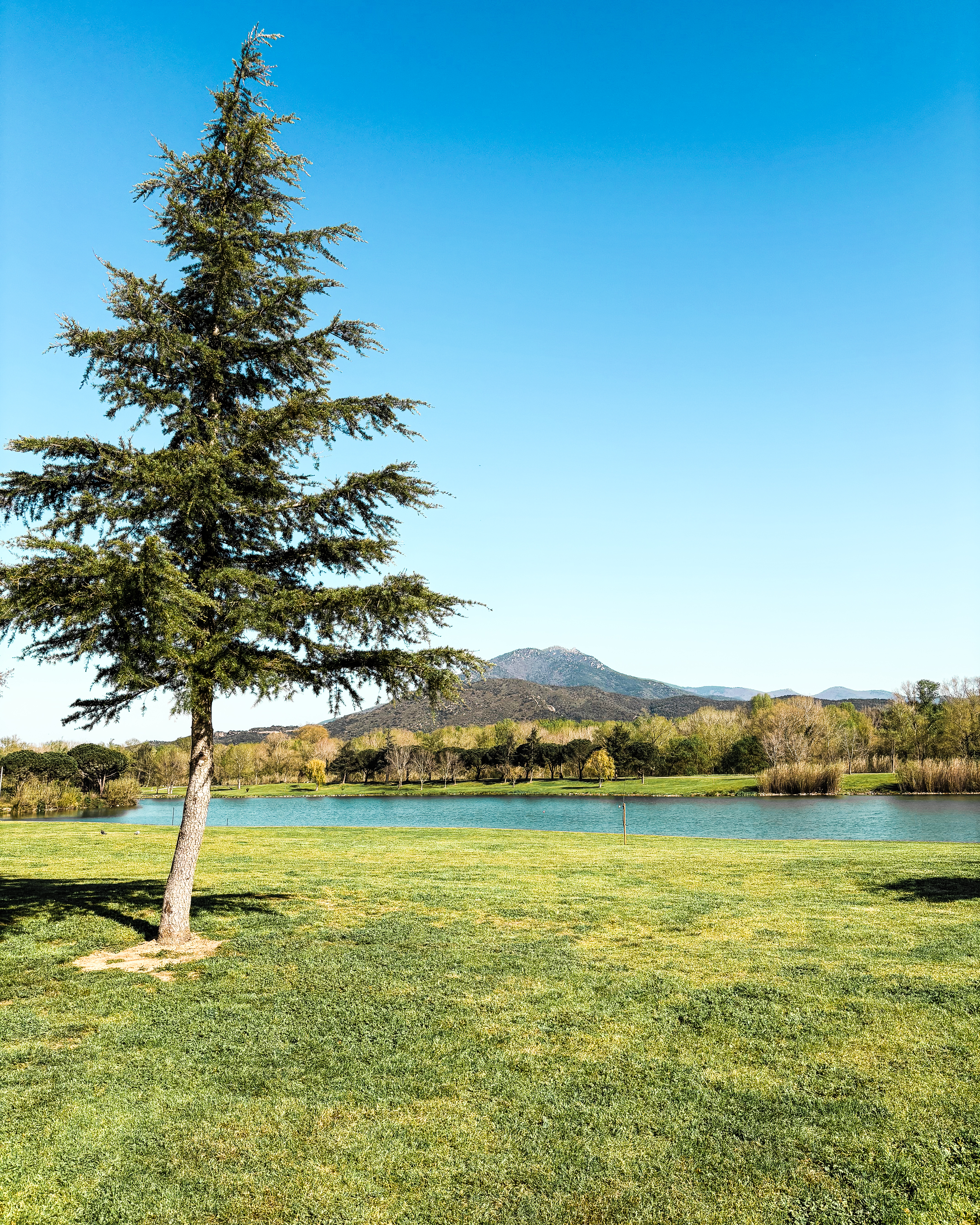 Lac de Saint Jean Pla de Corts