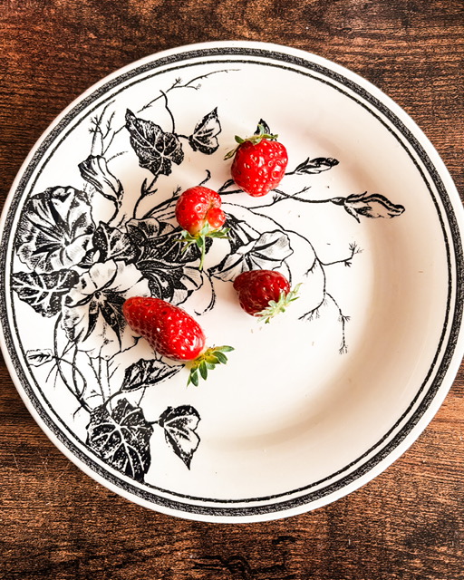 Les premières fraises du jardin