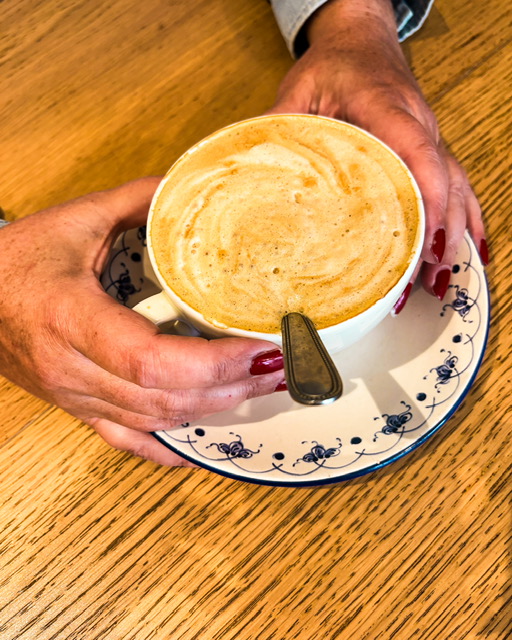 Cappuccino à l'aparthé
